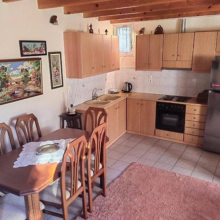 Villa Plataniotissa Mansion Kalavryta Esterno foto