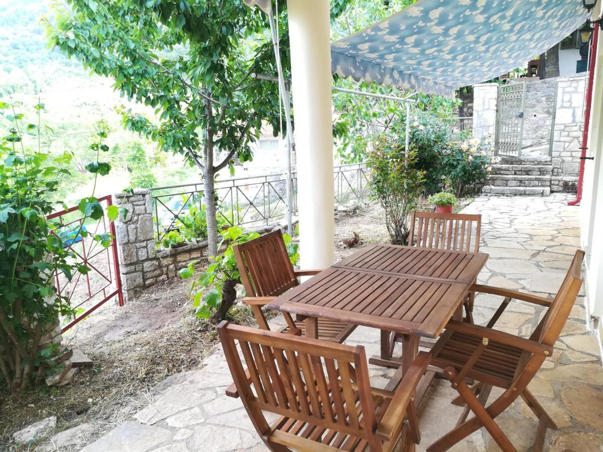 Villa Plataniotissa Mansion Kalavryta Esterno foto